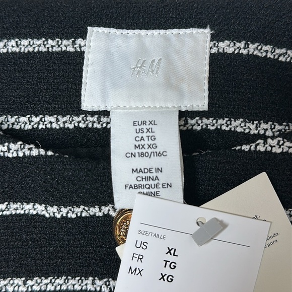 NWT H&M Black & White Striped Tweed Short Sleeve Button Front Top Blazer Size XL - Picture 11 of 15